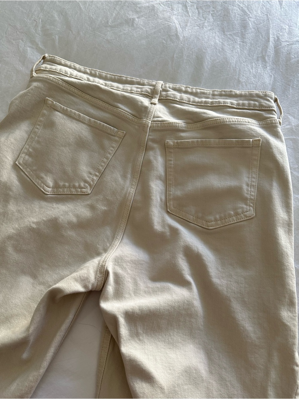 Old Navy high rise, wide leg jeans in cream, size 16 - Picture 13 of 13